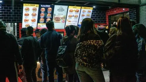 Ventas de comida rápida al alza: Revelan fuerte crecimiento del sector