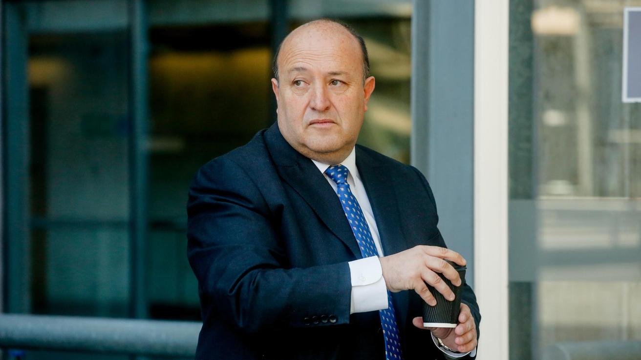Desacuerdo entre querellantes en formalización de exfiscal Manuel Guerra: Fiscalía pide arresto domiciliario y CDE busca prisión preventiva