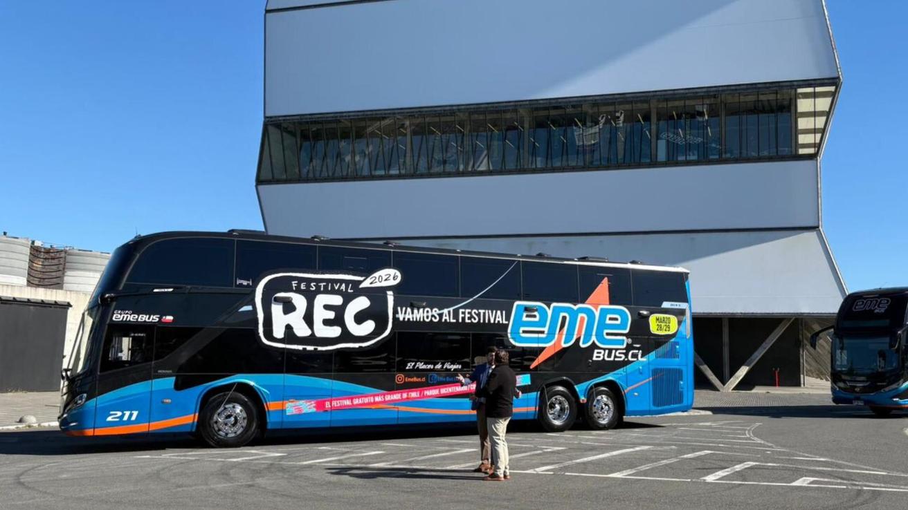 Eme Bus despliega 7 buses con gráfica del Festival REC y anuncia descuentos para viajar a Concepción durante el evento