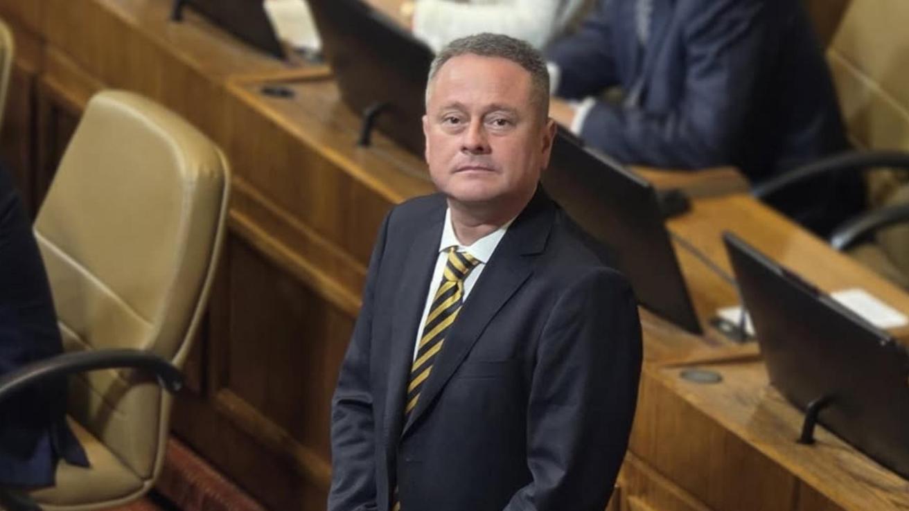 “Nos gustaría que hubiese sido separado, no un paquete”: diputado Álvaro Ortiz aborda Ley de Reconstrucción Nacional