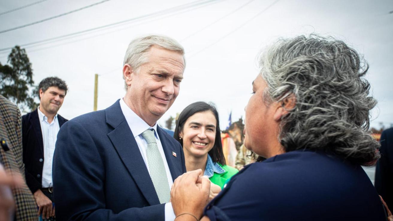 Ley de Reconstrucción Nacional: ministro Quiroz detalla medidas económicas del proyecto anunciado en su visita al Biobío