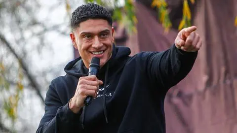 Habría agredido a dos productores: Bizarro explicó porqué vetó a Sammis Reyes de dos populares eventos