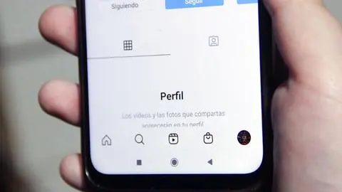 “Confesiones” en Instagram con NGL: Así funciona el “buzón” con amenazas y bullying que afecta a distintos colegios del Gran Concepción