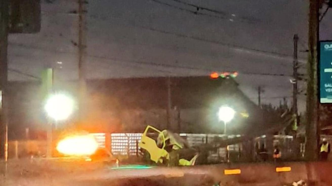 Violento choque contra un poste en la Ruta 160 genera masivo corte de luz y afecta el tránsito en San Pedro de la Paz