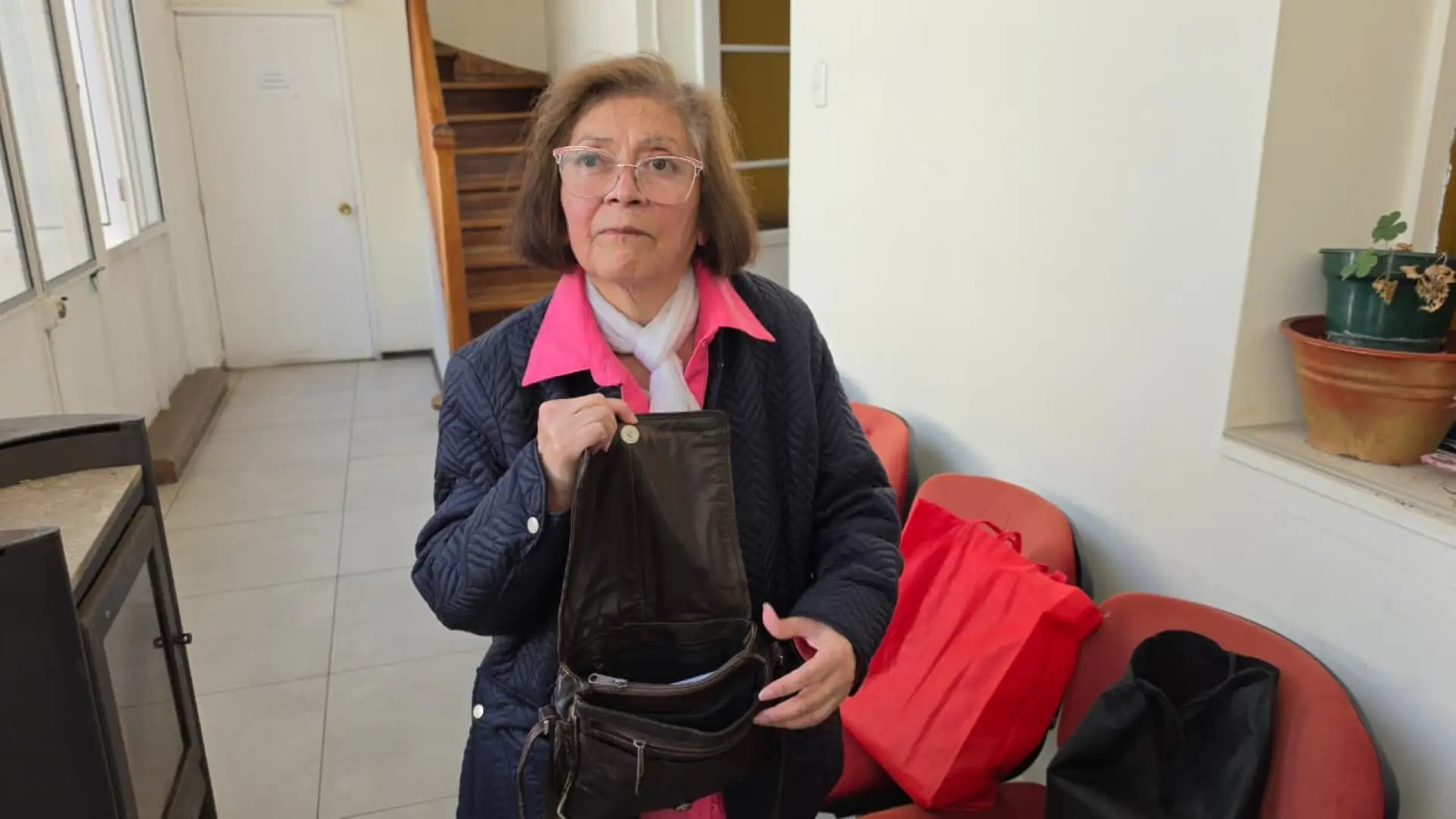 “Es que es un milagro…”: Adulta mayor víctima de robo en parroquia de Concepción ha recuperado todo, incluso el dinero