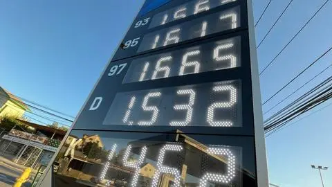 ENAP confirma nueva alza en el precio de las bencinas a partir de este jueves 16 de abril