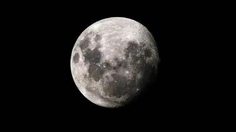 Luna de las Flores: Cuándo y a qué hora se podrá ver en Chile
