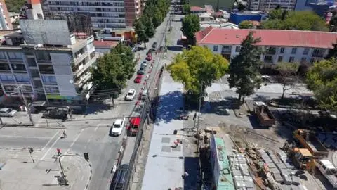 “Vamos a analizar si se amplía el plazo”: Alcalde de Concepción por evidente retraso en obras de Plaza Perú