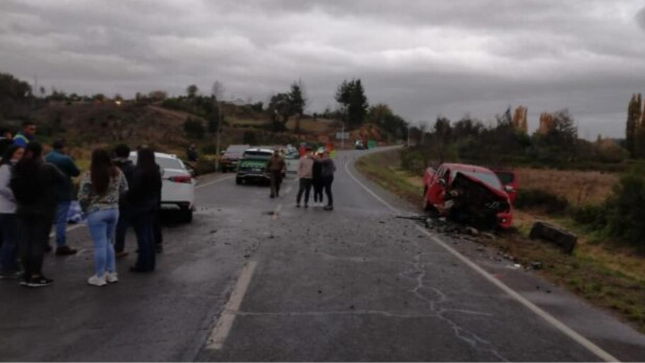 Funcionario municipal de Nacimiento y su hijo de dos años fallecen tras accidente en Ruta de la Madera