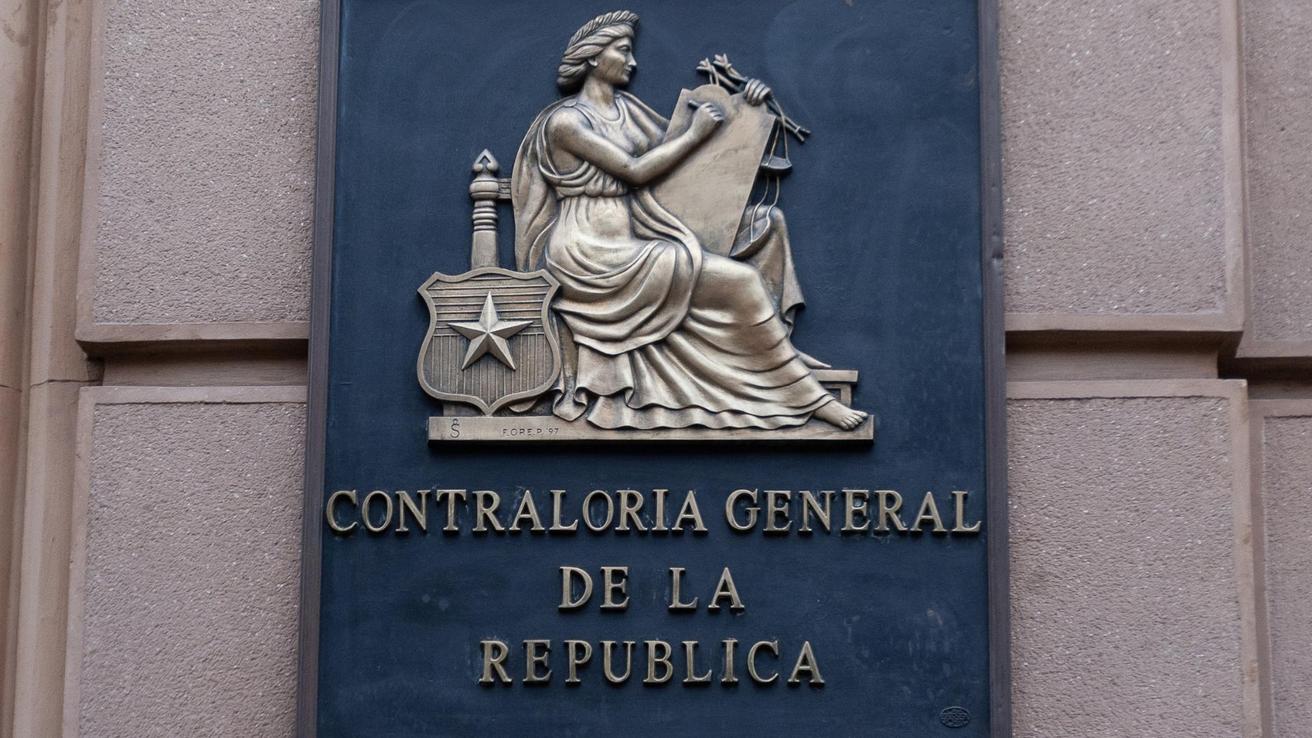 Detectan deudas y pagos sin respaldo en la Asociación de Municipalidades de Chile por más de $35 millones
