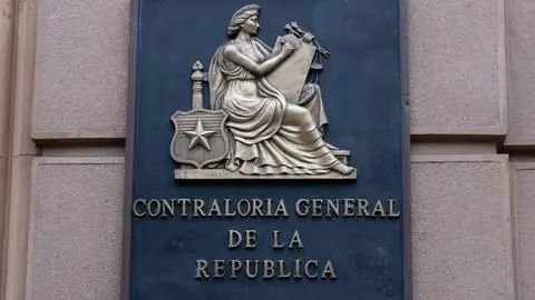 Detectan deudas y pagos sin respaldo en la Asociación de Municipalidades de Chile por más de $35 millones