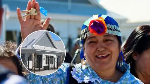 “Es un día de felicidad”: 81 familias de Yumbel recibieron su vivienda tras 20 años de espera