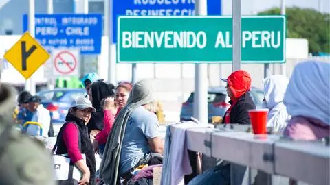 Perú decreta estado de emergencia en frontera con Chile por 60 días: Activan drones de vigilancia y endurecen control