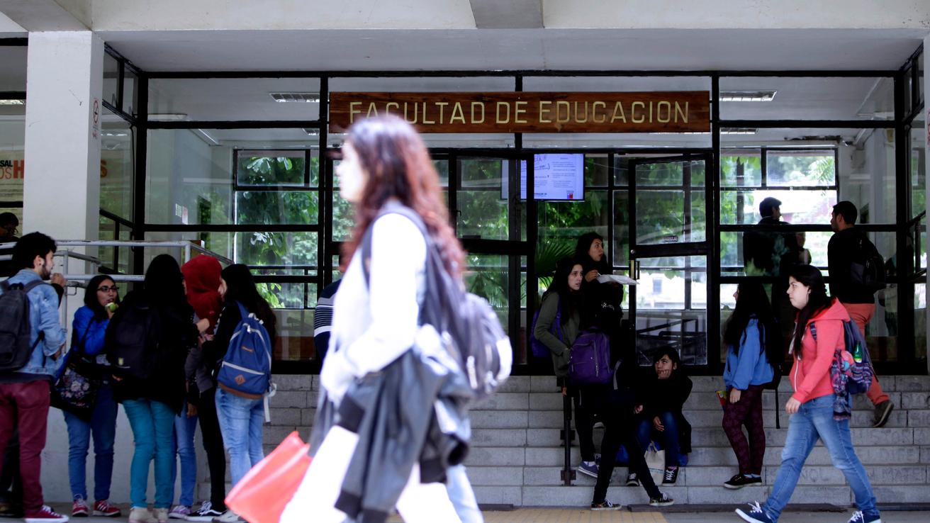 Gratuidad universitaria en Chile da giro total: Gobierno define medida tras semanas de polémica