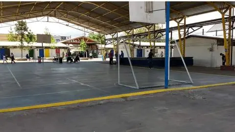 Apoderada agredió a profesora de 2° básico con golpes y tirones de pelo en Colina