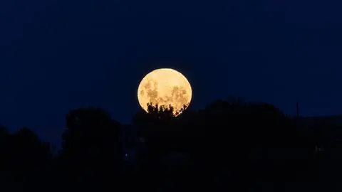 Próxima luna llena en Chile: Cuándo ocurrirá y qué recomiendan las tradiciones
