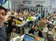 Profesor se viraliza por enseñar rock chileno en clases de música: “Conecta a los estudiantes con su familia”