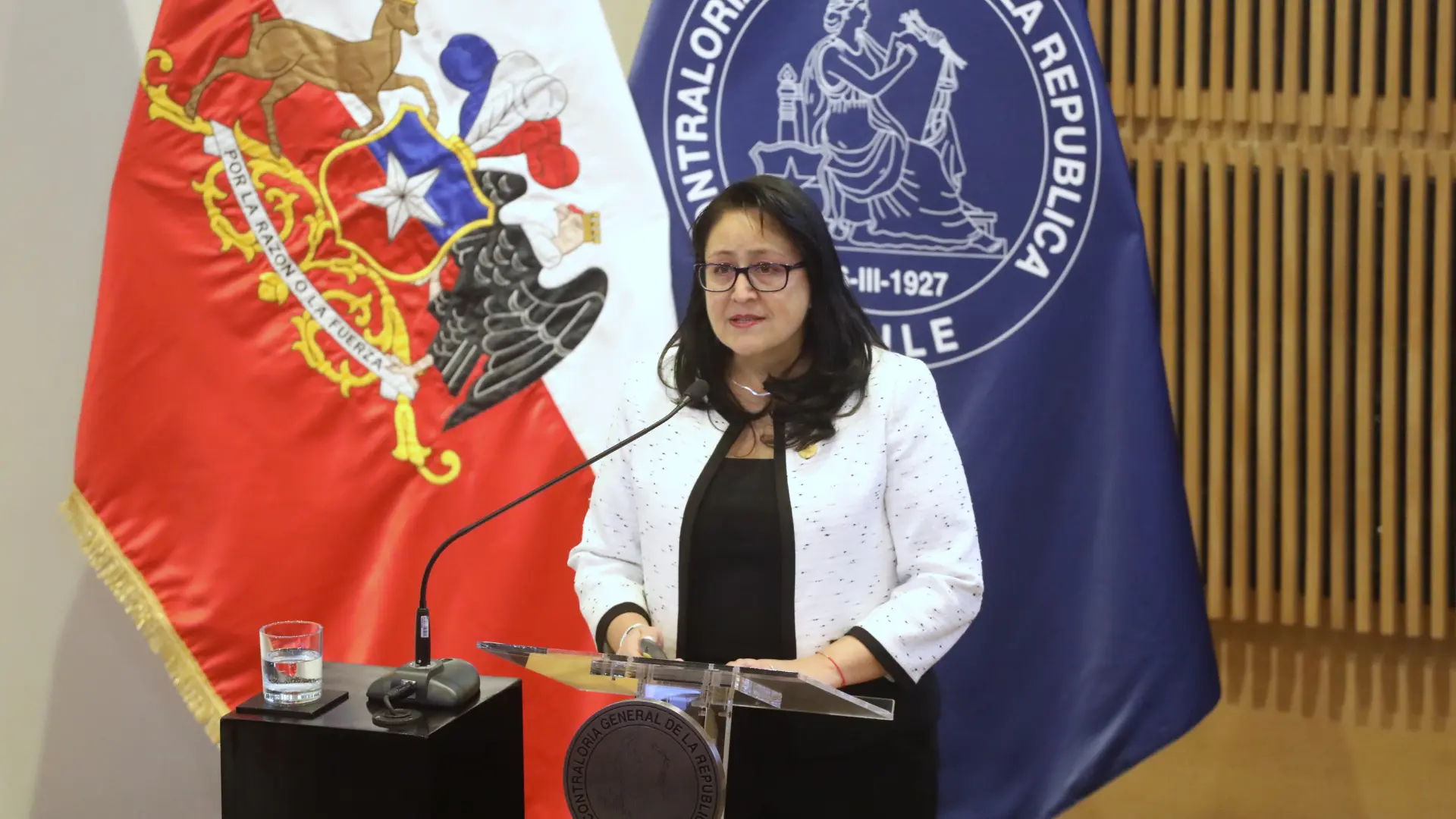 Contraloría obliga a Tesorería General de la República a devolver dinero redestinado a pagar deuda del CAE
