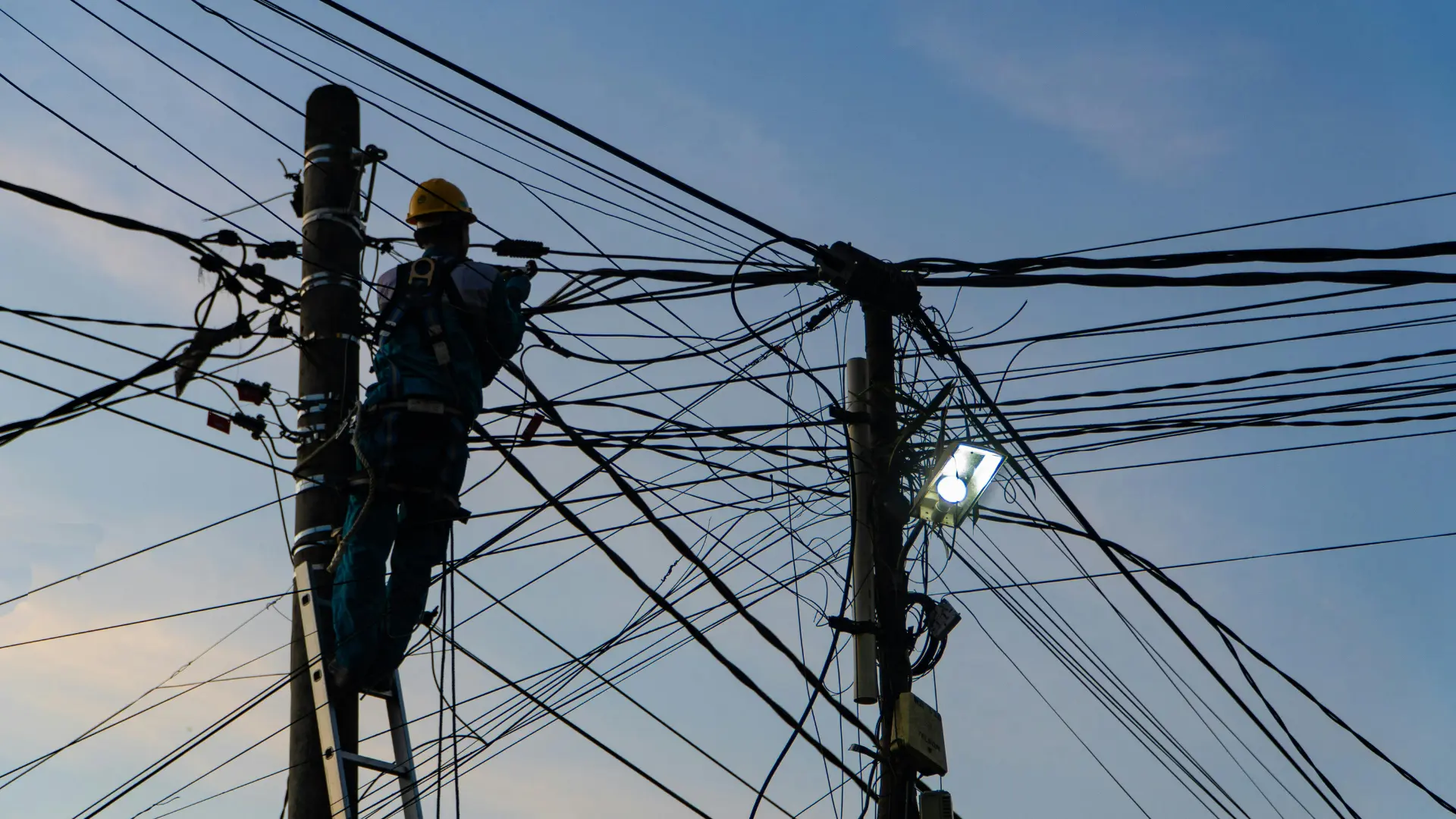 Anuncian cortes de luz en sectores de Concepción para este martes 23 de junio