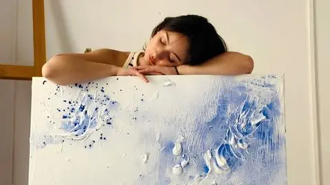 Artista de Concepción exhibirá muestra sobre el mar chileno en destacado evento cultural “La Noche en Blanco de Málaga”