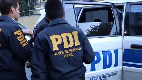 Adolescentes fueron detenidos tras cometer tour delictual en la Región Metropolitana: uno de ellos tenía 15 años