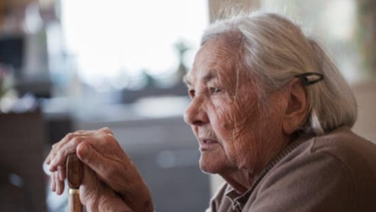 Mujeres pensionadas podrán acceder a nueva compensación: revisa de qué se trata