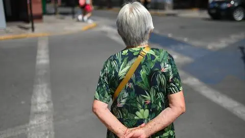 Mujeres Pensionadas: Conoce aquí los beneficios estatales a los que podrías acceder