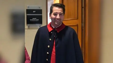 Testigos de la golpiza a Javier Olivares aseguran que se burló y mencionó a Pinochet: “No está contando la historia completa”