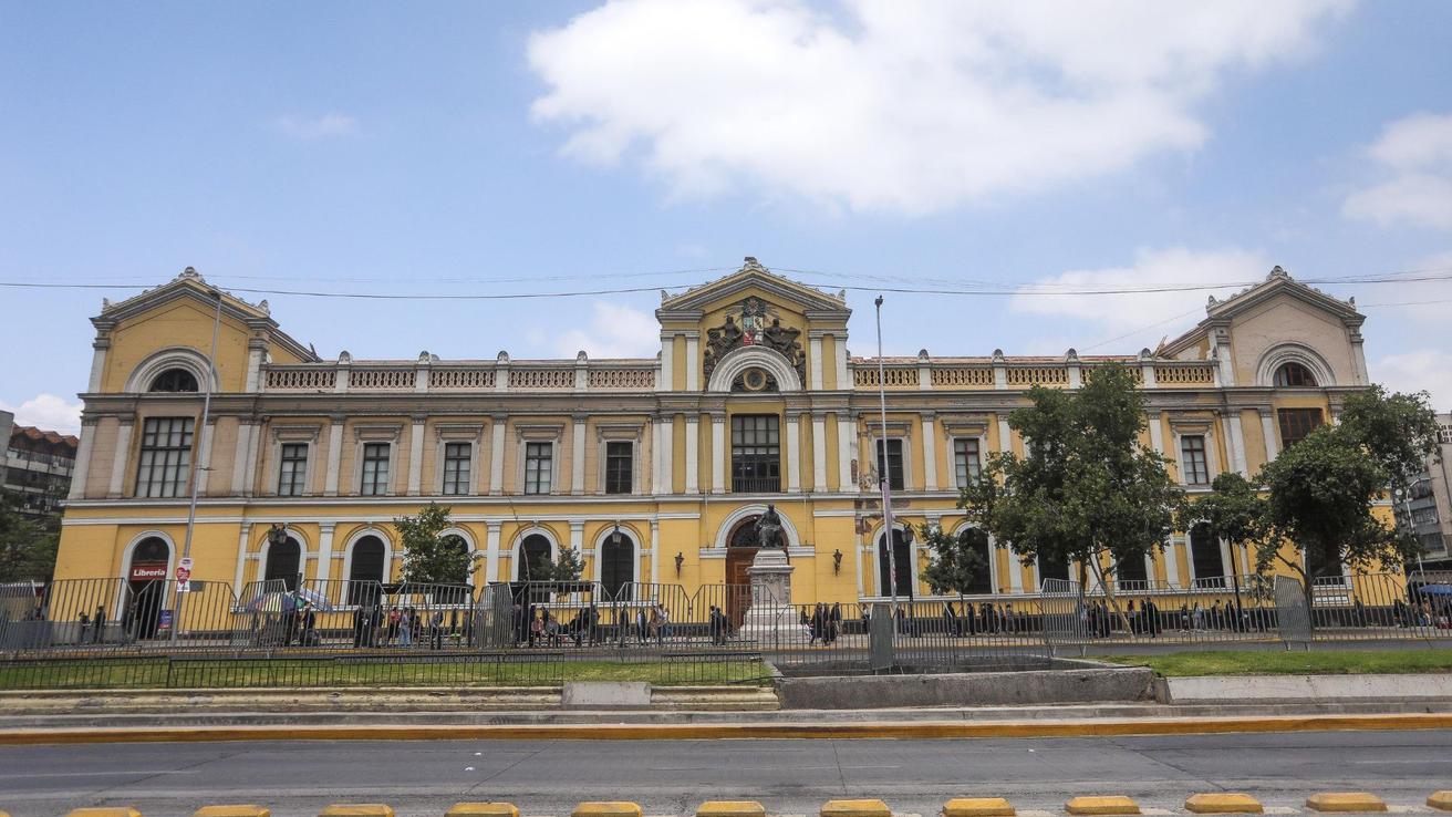 Estos son los cuatro candidatos a rector de la Universidad de Chile: voto será electrónico por primera vez