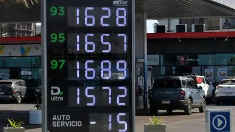 Estas son las comunas que tienen descuento de $100 por litro de bencina este viernes 15 de mayo en Copec
