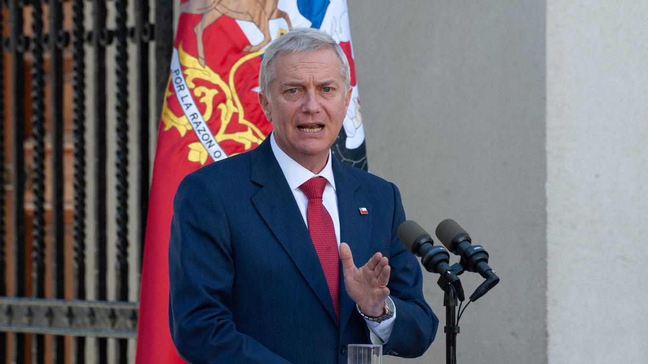 Presidente Kast dona el 20% de su primer sueldo a tres fundaciones