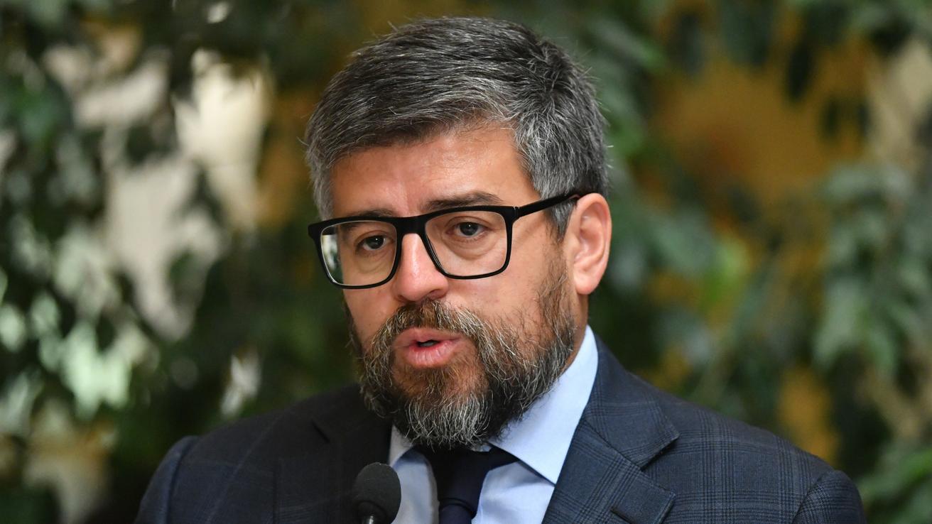 Denuncian amenazas de muerte contra diputado Araya tras anunciar “tsunami” de indicaciones al mega proyecto del Gobierno