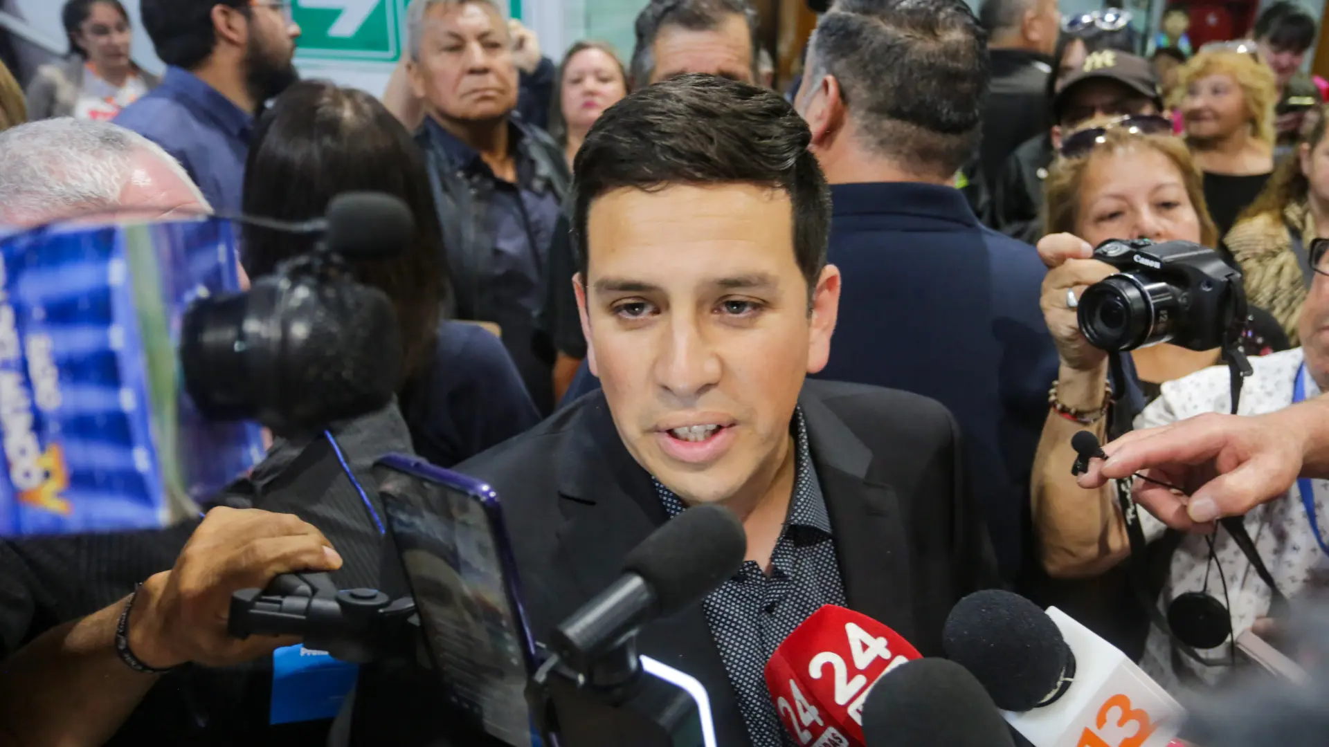 Alcalde de Puente Alto aborda su futuro político tras reunión con Parisi: “No estoy pensando en militar en ningún partido”