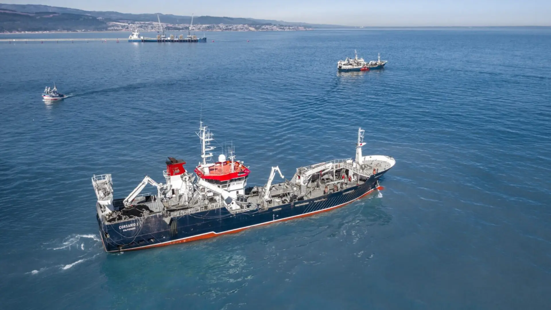 Jurel sigue sin aparecer: Trece barcos industriales del Biobío continúan en altamar en búsqueda del recurso sin obtener resultados