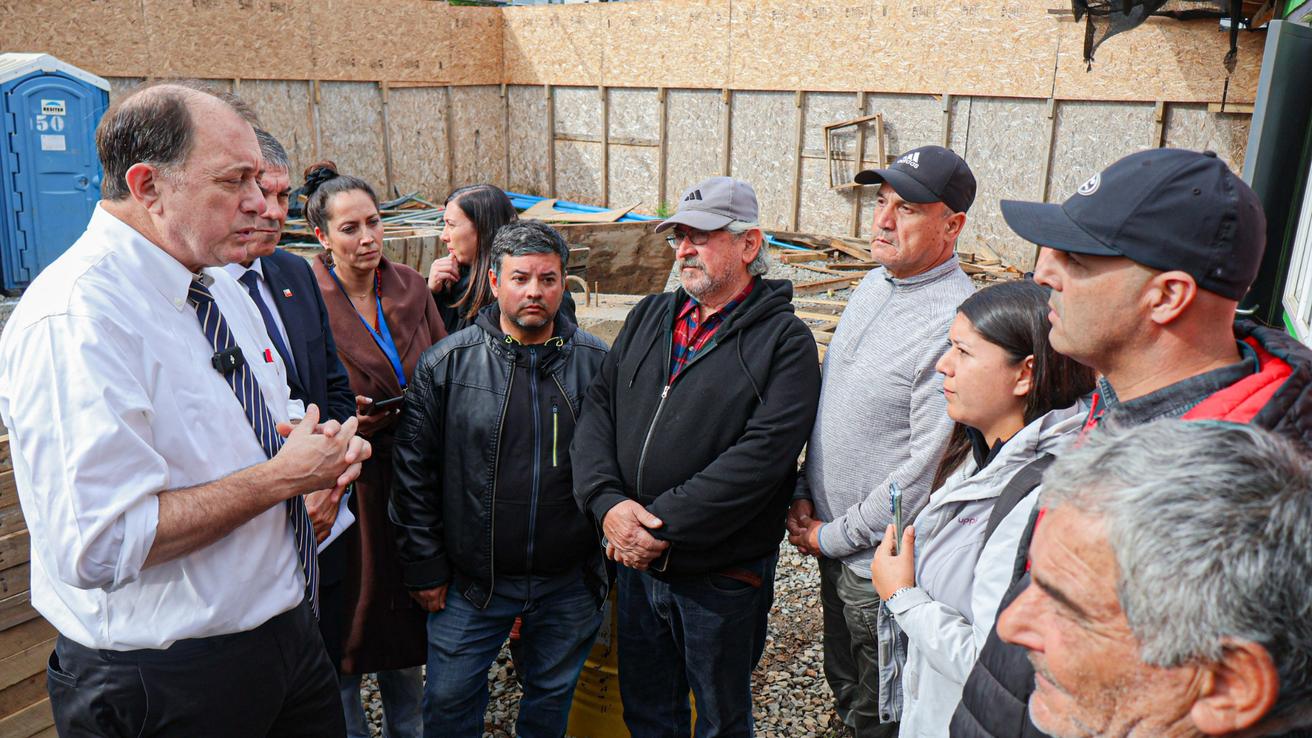Trabajadores directos de Tapusa recibirán sus sueldos la próxima semana tras llegar a acuerdo con Minvu