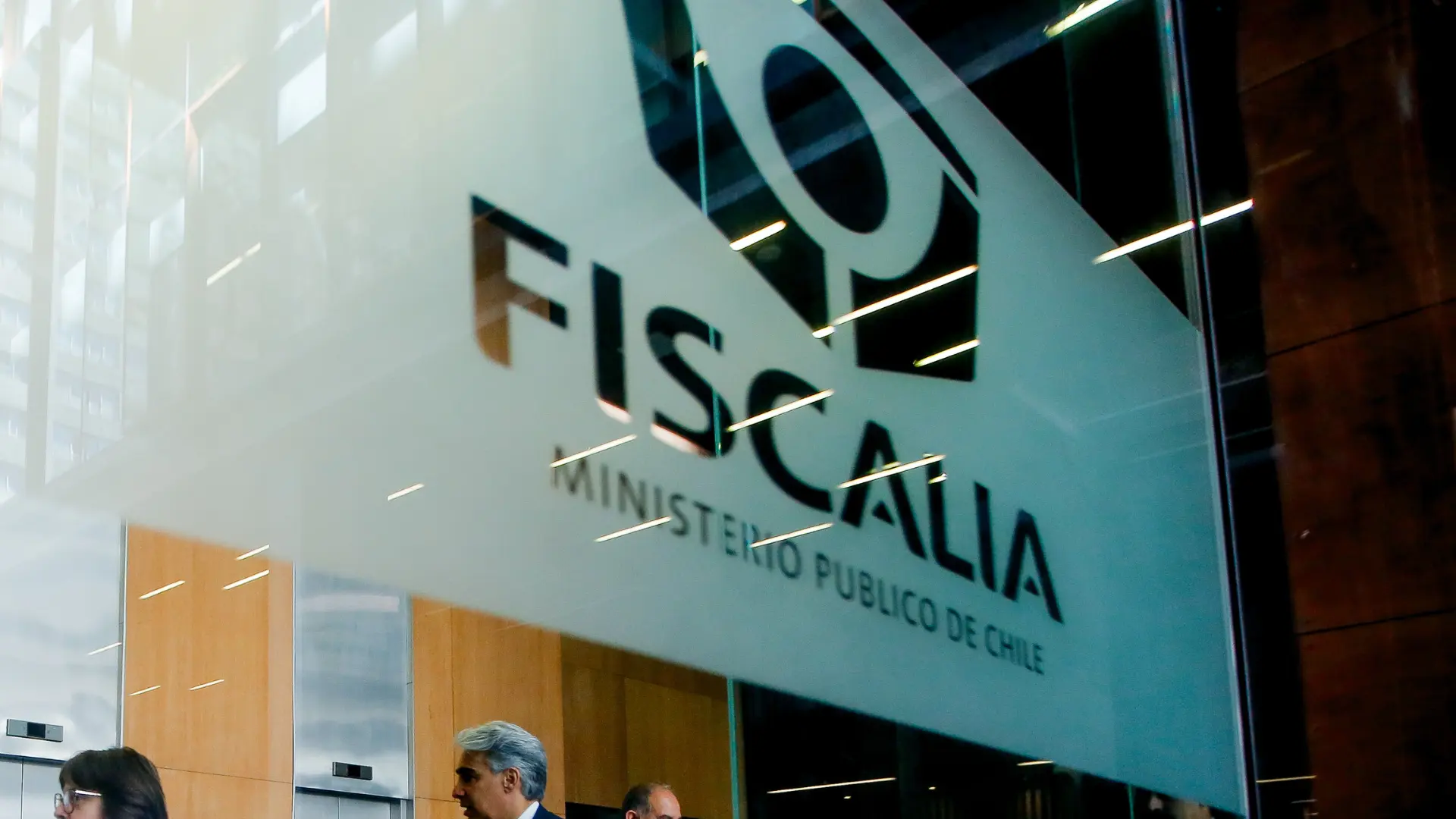 Ministerio Público remueve a 6 funcionarios y suspende a otros 2 por viajar al extranjero con licencia médica