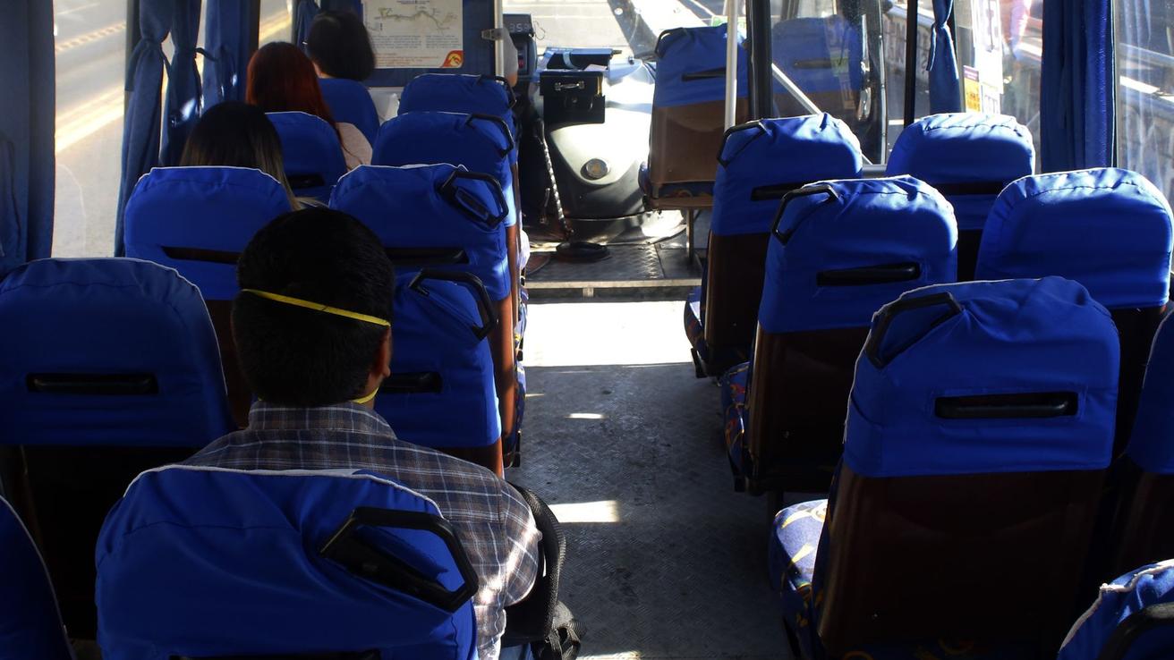 Conductor de micro habría apuñalado a joven en Concepción