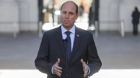 Ministro Arrau valora política de seguridad de Boric: “Es suficiente” y Kast tiene “propuestas consistentes”