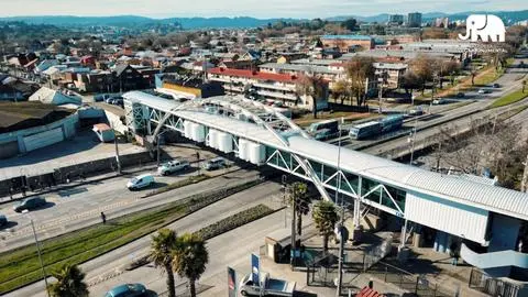 Imagen de Pasarela 21 de Mayo de Lorenzo Arenas alcanza 75% de avance con sus dos ascensores ya operativos