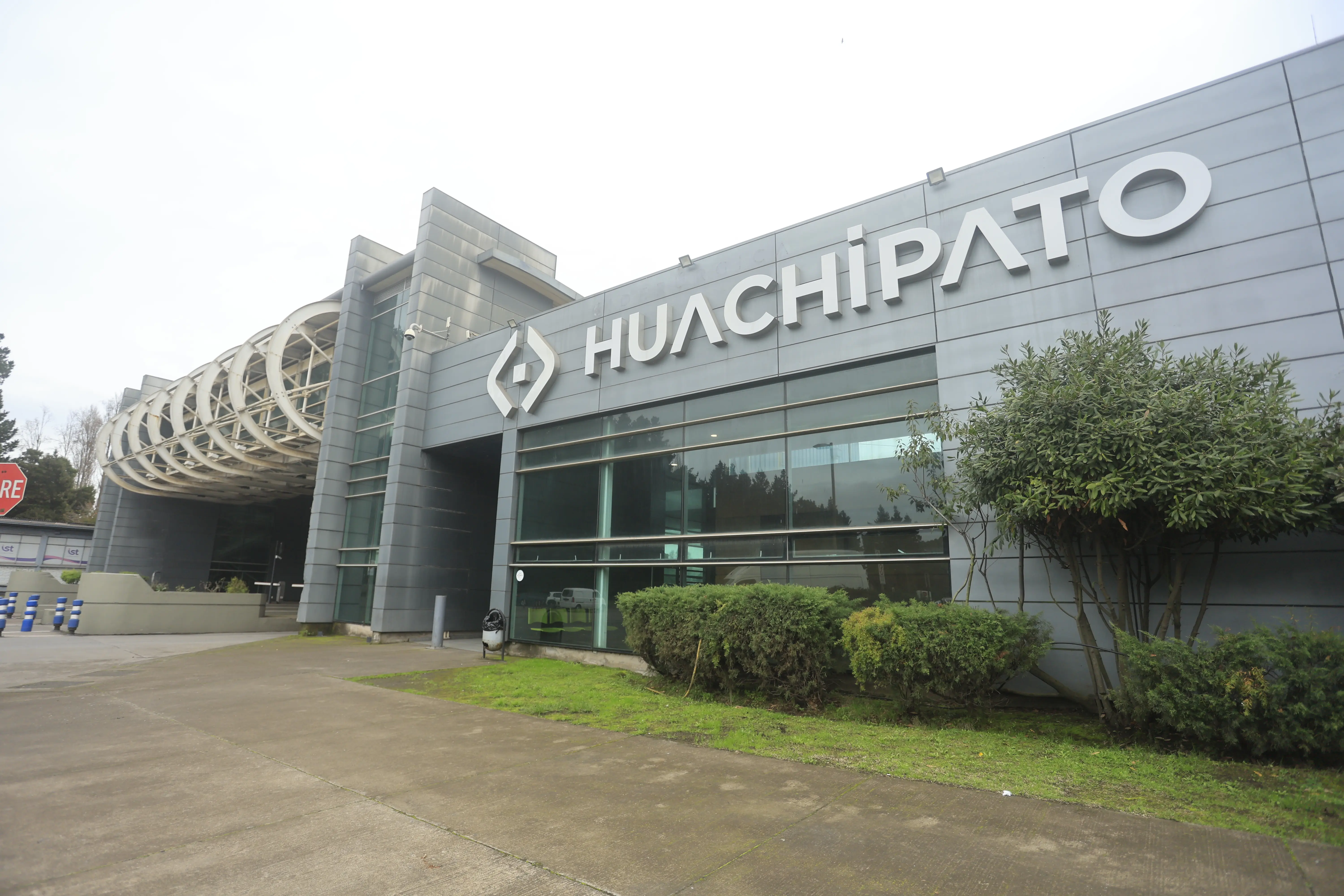 Imagen de Por qué asociación de AZA y Huachipato sería el detonante del "encadenamiento productivo" en la región del Biobío según experto