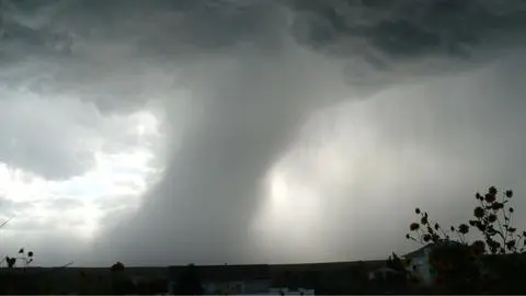¿Hay riesgo de tornados en el Biobío? Expertos se mantienen alerta, pero descartan una probabilidad concreta