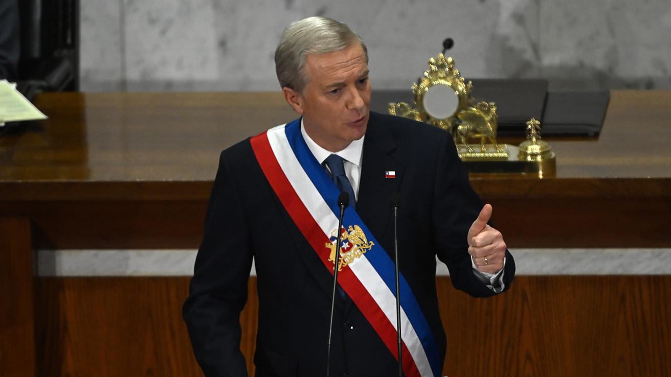 Criteria: Nuevo sondeo refleja alza de la aprobación del gobierno de Kast y un respaldo creciente a sus propuestas