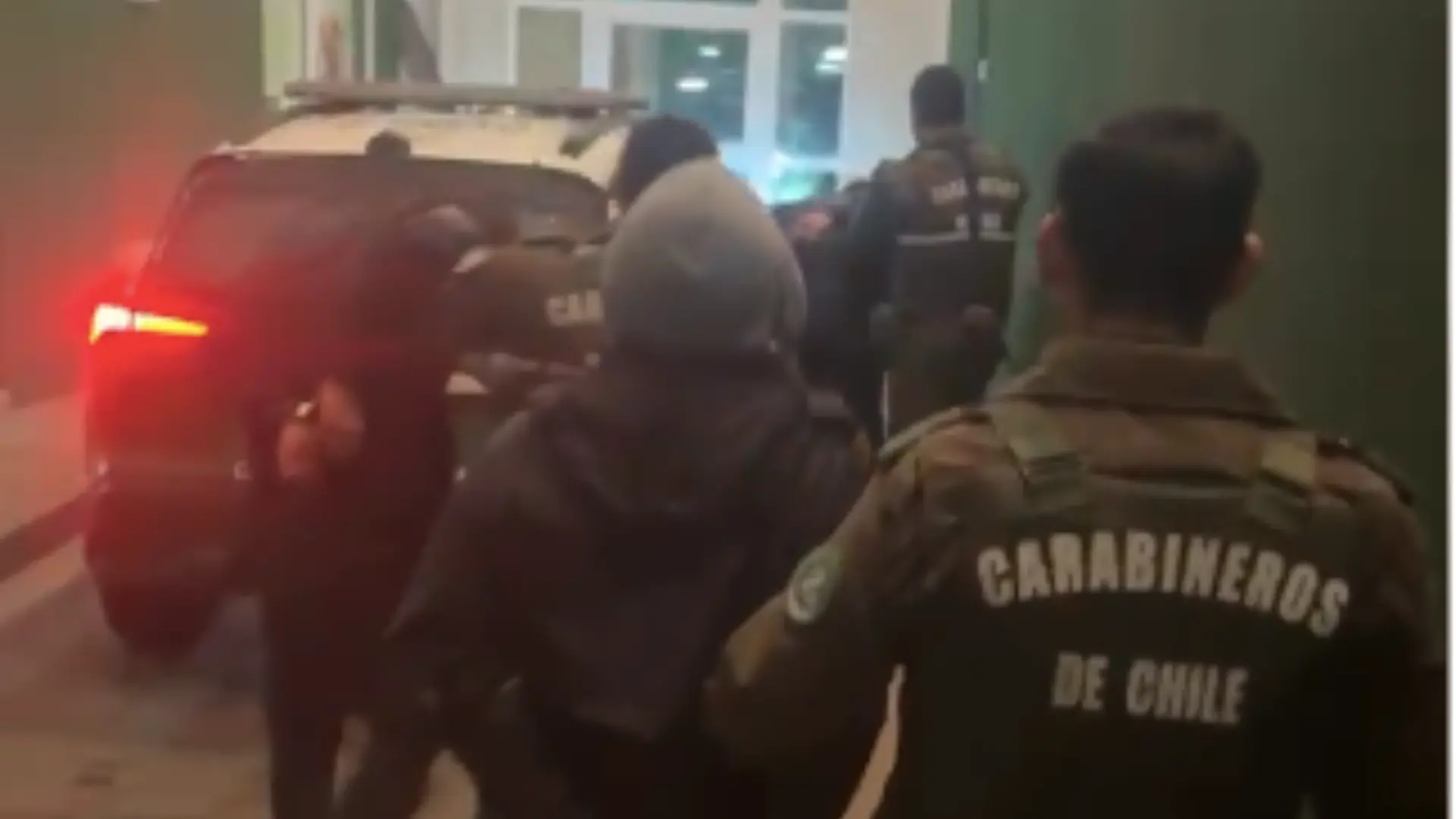 Detienen a tres sujetos por robo con violencia en Coronel: entre ellos, un menor con orden vigente por homicidio