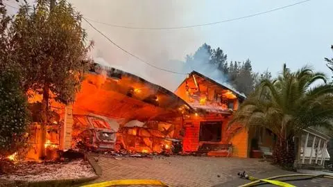Incendio destruye casa patronal en la Provincia de Concepción: Encuentran cuerpo sin vida tras intensa búsqueda