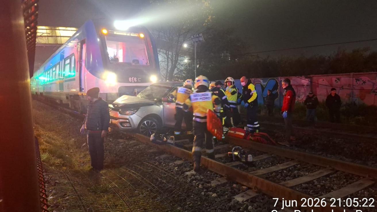 Conductor del auto arrastrado por Biotren iba en estado de ebriedad: Su acompañante está grave