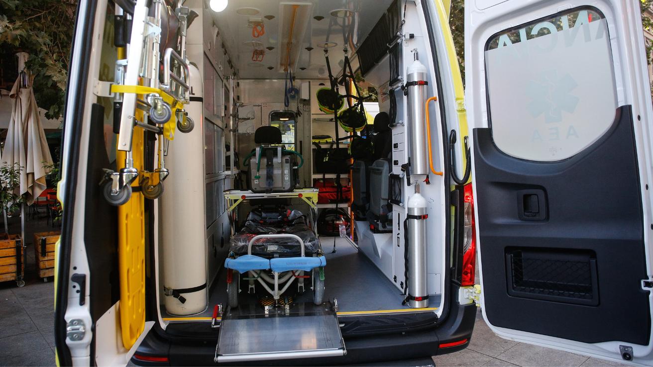 Persona resulta lesionada tras caída de un andamio desde una obra en Concepción