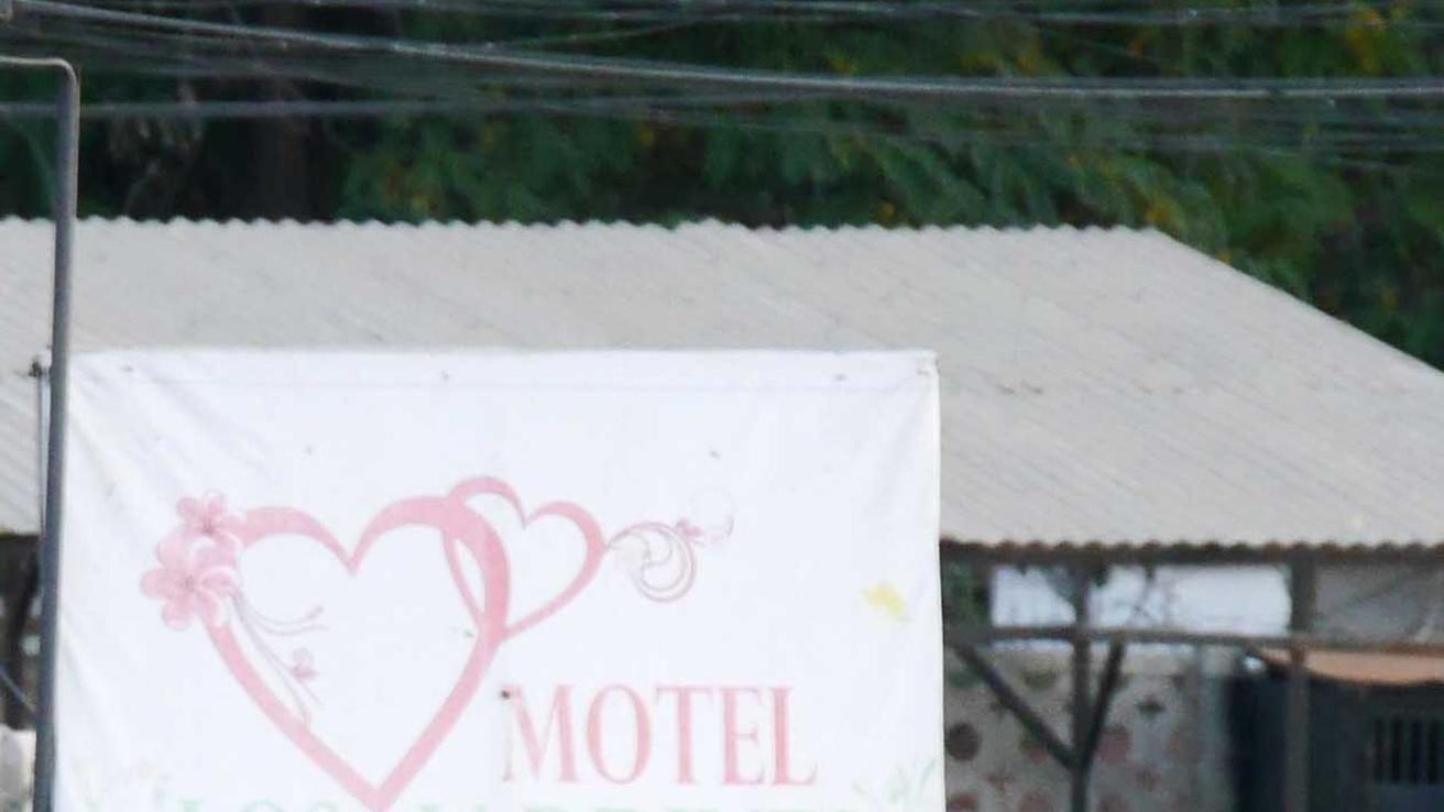 Hombre es chantajeado con fotos de supuesta infidelidad con señorita en un motel: Carabineros atrapa a peluquera por extorsión
