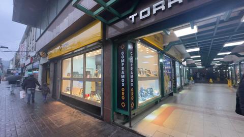 Cuantioso robo afectó a joyería del centro de Concepción: sujetos se llevaron un collar de $11 millones