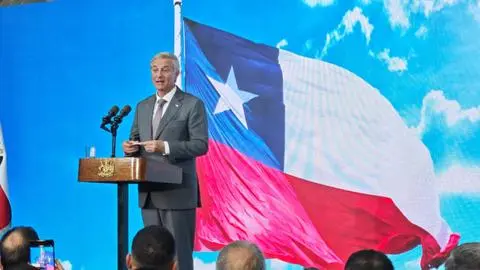 Imagen de El emplazamiento de Kast a los parlamentarios en medio de su visita al Biobío: “No es llegar y sacarse la foto”