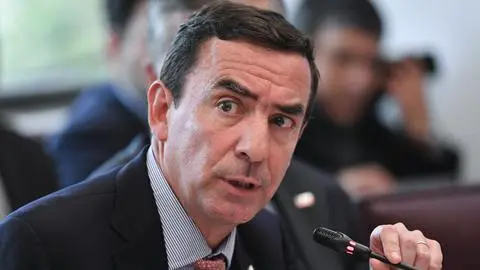 Ministro de Justicia aclaró dichos sobre indultar a violadores de menores y DD.HH: “Se analizará en su mérito”